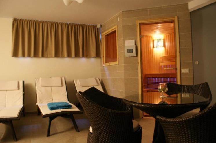 פלאנגה Guest House Astuoni מראה חיצוני תמונה